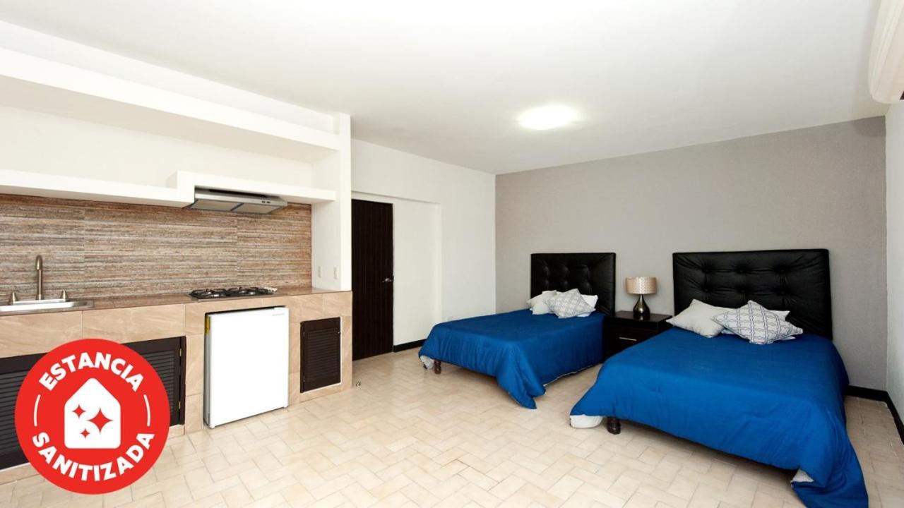 Econosuites Монтеррей Экстерьер фото
